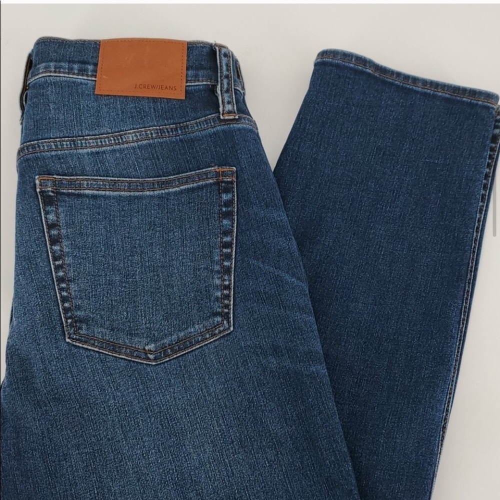 X J Crew Jeans // Vintage Straight Dark Distressed